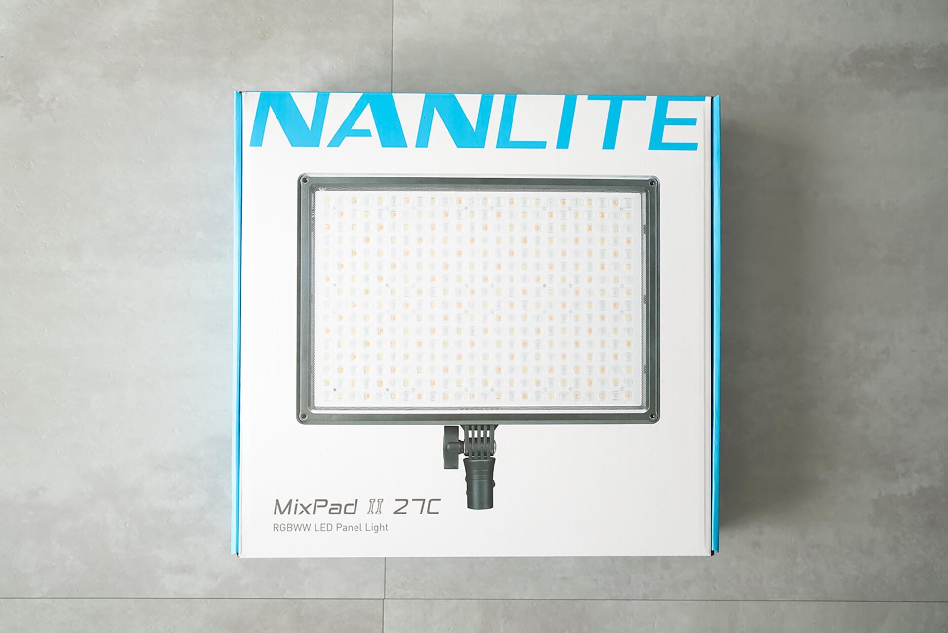 NANLITE MixPad II 27C　パッケージ