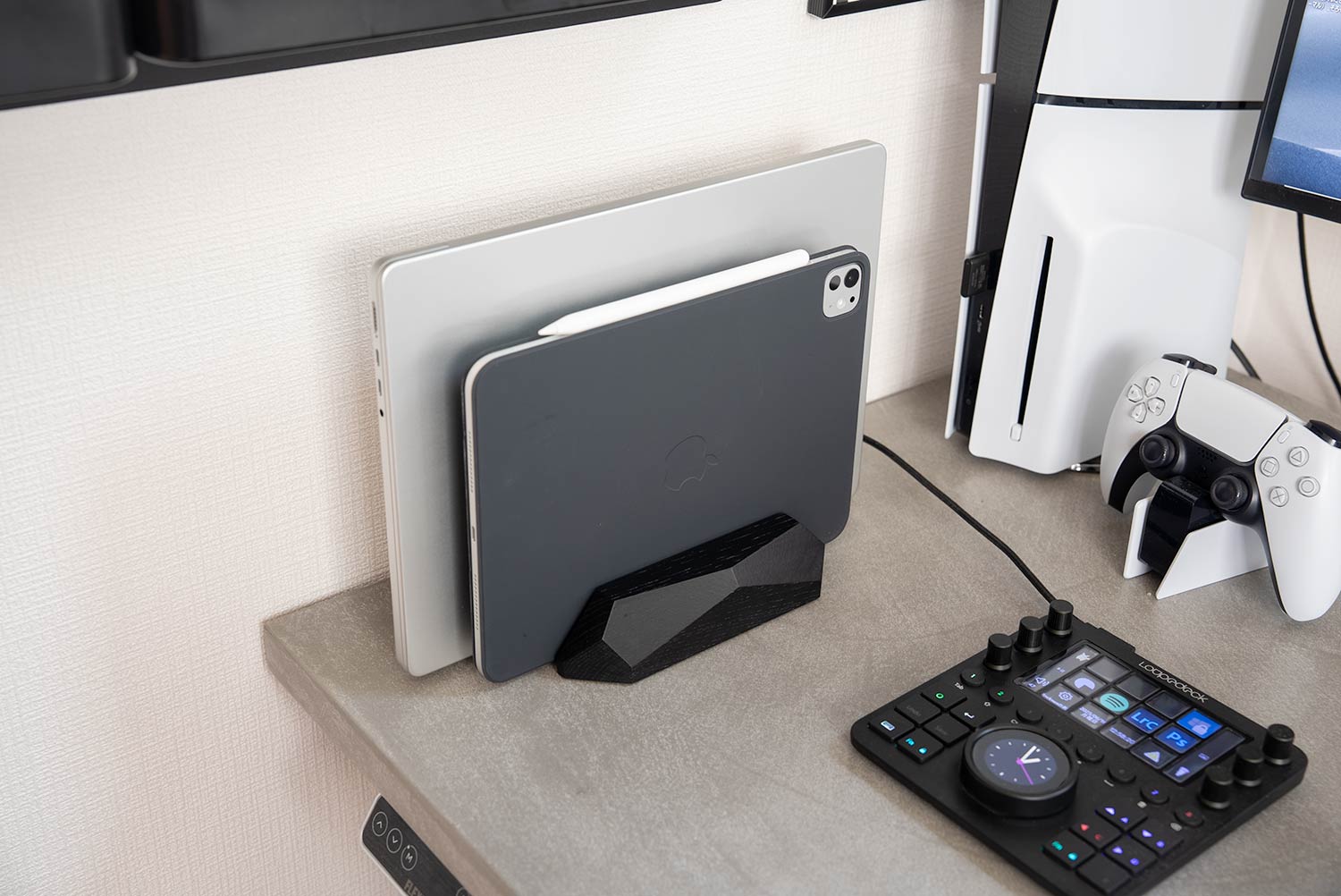 Oakywood（オーキーウッド）Dual Laptop Dockの使用イメージ