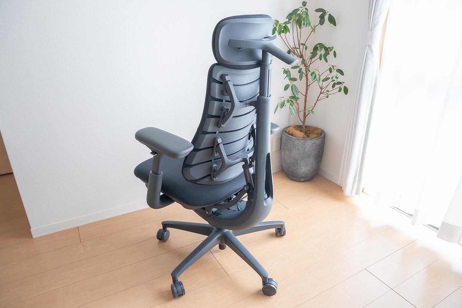 LiberNovo Omniを開封&組み立て