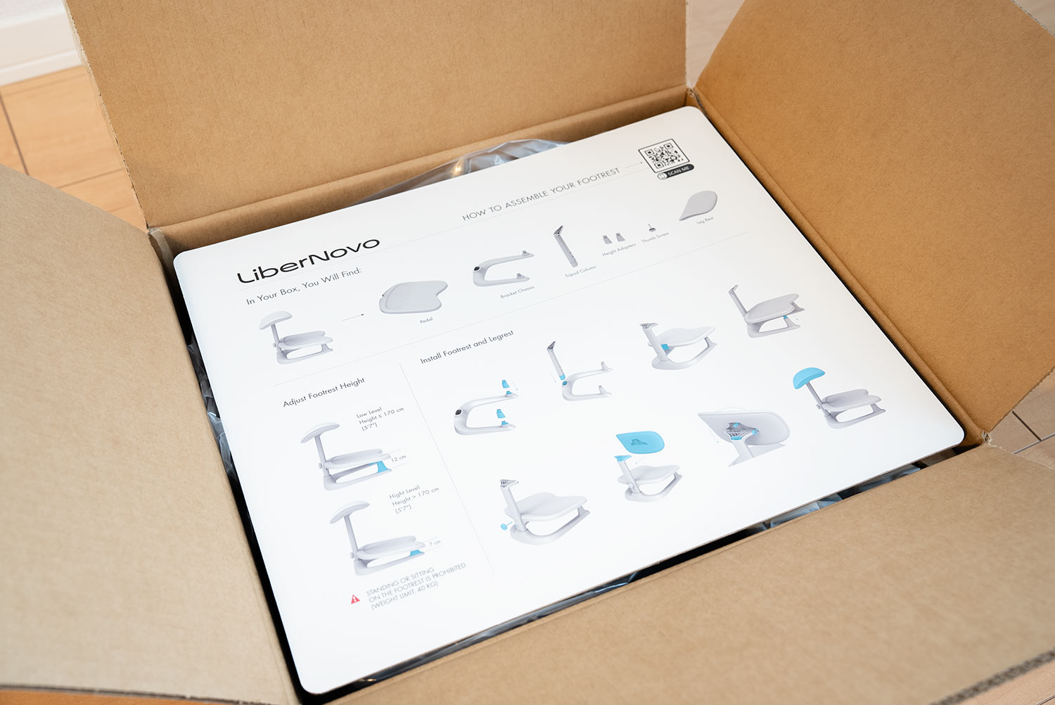 専用フットレストの組み立て