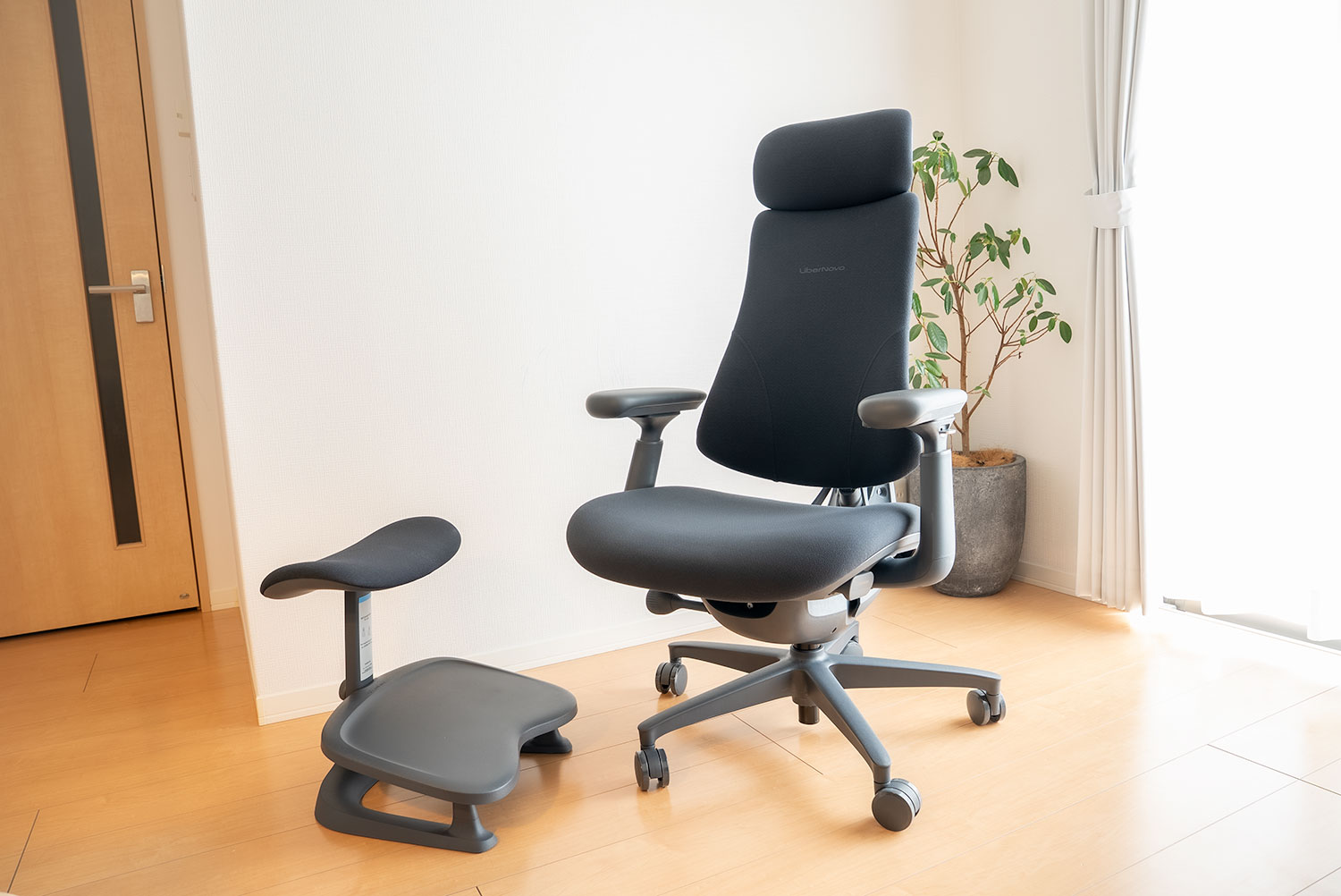 まとめ：LiberNovoはゲーマーもオフィスワーカーも試してほしい革命的一脚