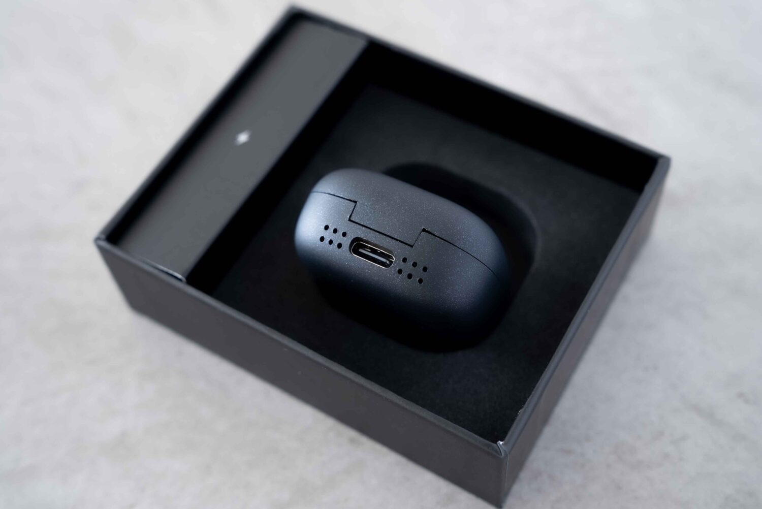 Unboxing&DesignReview_of_the_SRR